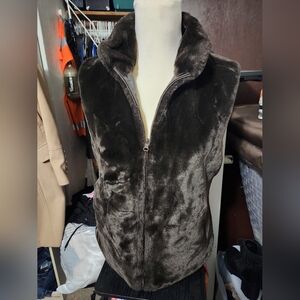Women's Faux Fur Vest Reversible - Dark Brown
